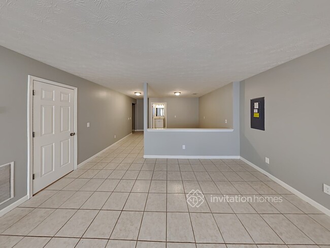 Building Photo - 3255 Deer Valley Dr NW