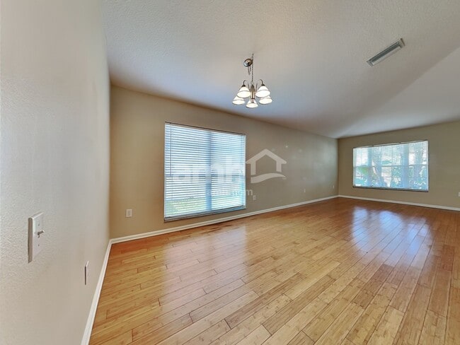 Foto del edificio - 807 Ridge Haven Drive