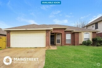 Building Photo - 2700 Forest Creek Dr