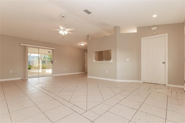 Building Photo - 1411 Cromwell Dr