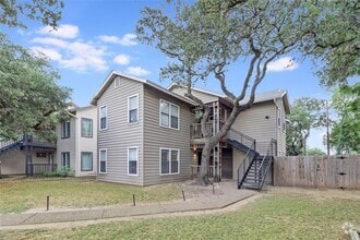 Building Photo - 1805 Bouldin Ave