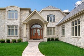 Building Photo - 1801 Chapel Ct