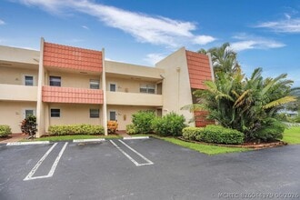 Building Photo - 2500 Fiore Way
