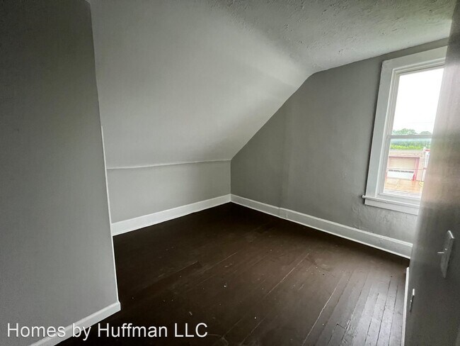 Foto del edificio - 2 br, 1 bath House - 805 Hess Avenue