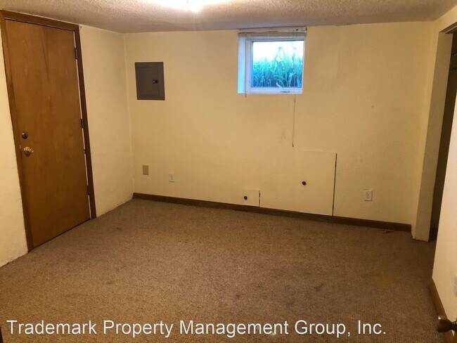 Building Photo - 2 br, 1 bath Apartment - 938 Laporte Ave