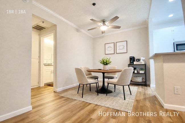 Building Photo - 1325 N Sierra Bonita Ave