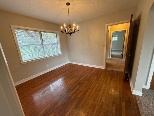 Foto del edificio - Great 3 bed 2 bath