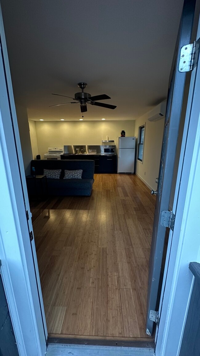 Foto del edificio - 311 Ridgeland Ave