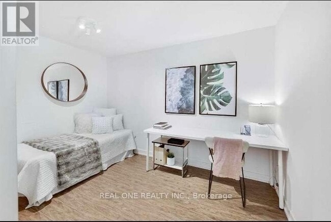 Building Photo - 29 Singer Ct