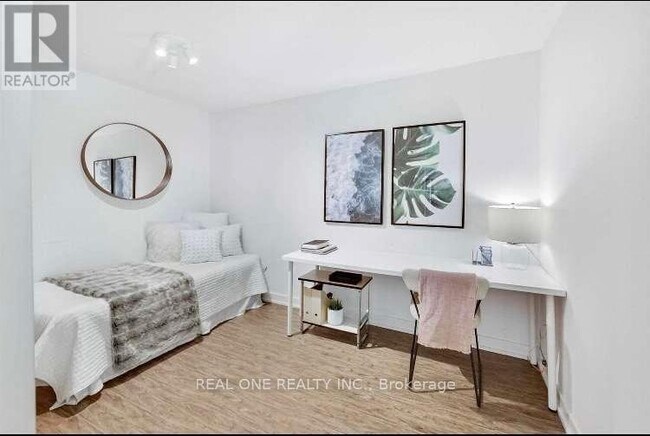 Photo du bâtiment - 29 Singer Ct