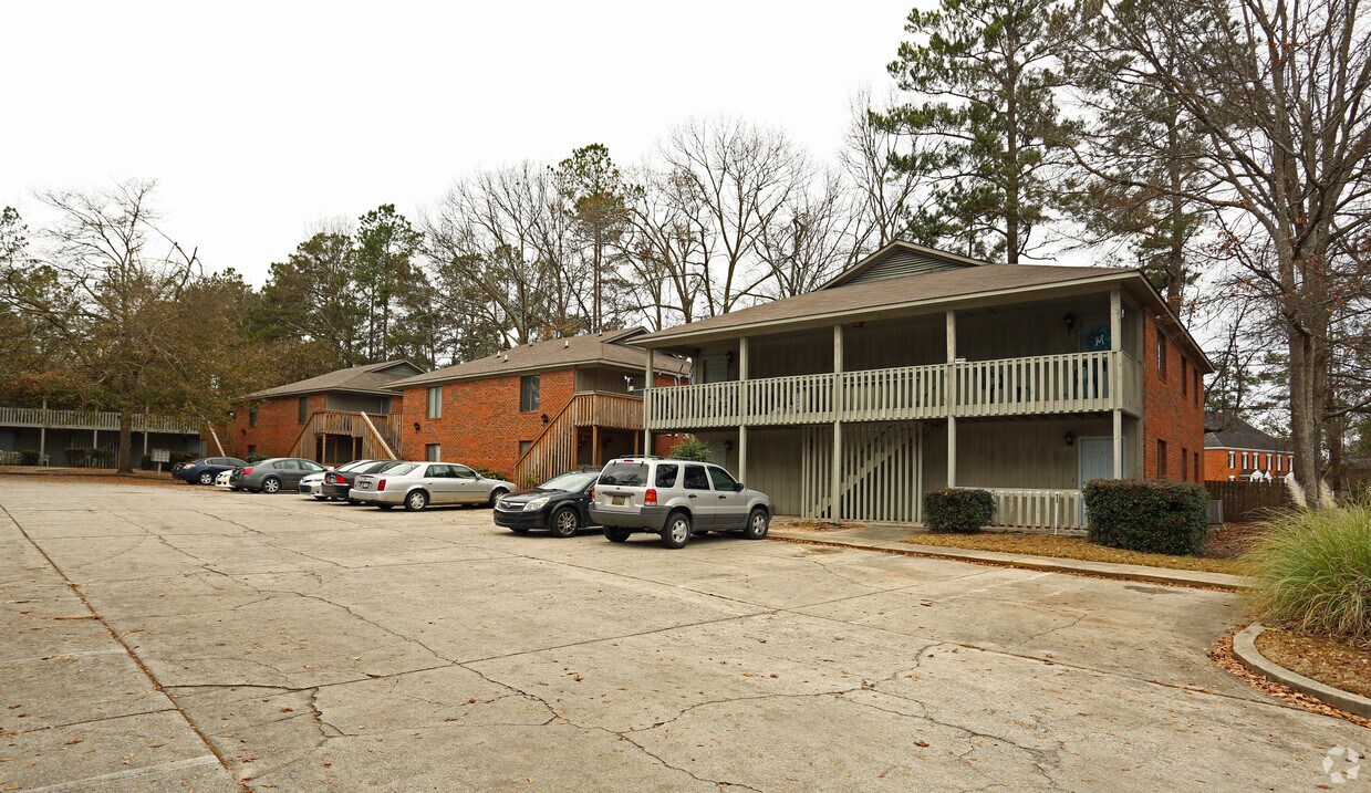 Churchill Commons Apartments in Augusta, GA