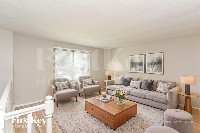 Foto del edificio - 910 Woodlark Dr