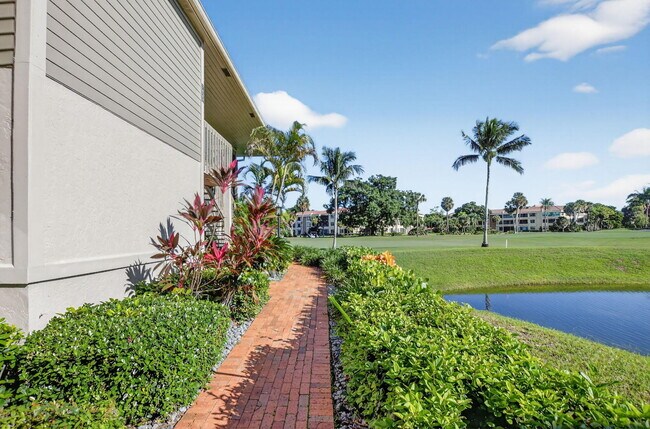 Foto del edificio - 7623 Cinebar Dr