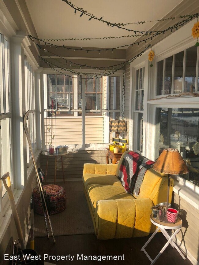 Foto del edificio - 4 br, 2 bath House - 724 N 18th Ave E