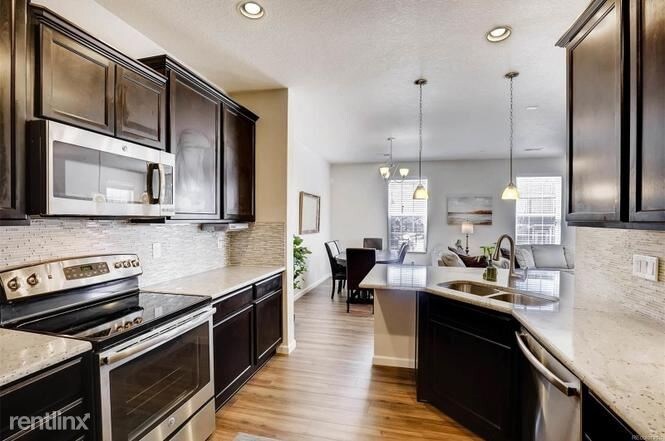 Primary Photo - 12774 Leyden St