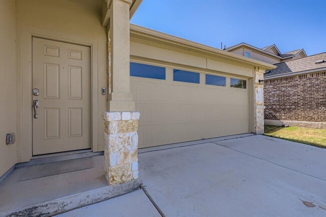 Foto del edificio - 128 Concho Brook Bnd