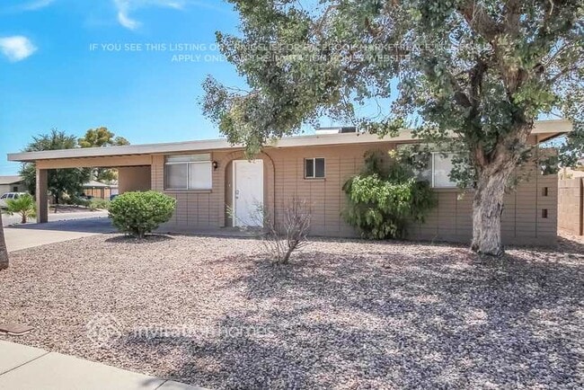 Building Photo - 11814 N 30th Dr