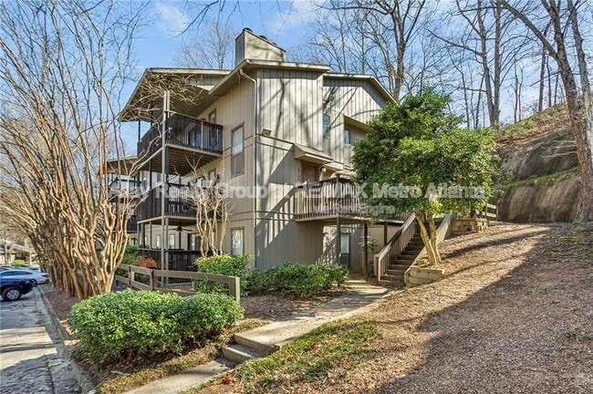 Photo - 2701 Cumberland Ct SE Apartment