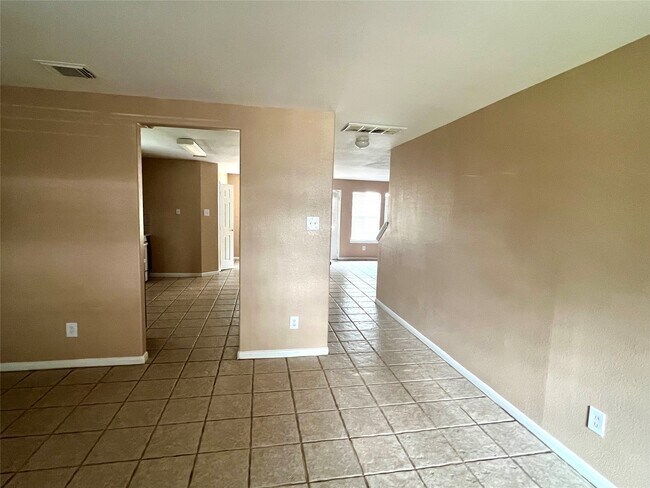 Foto del edificio - 3223 Amber Meadow Dr