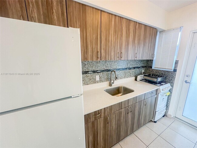 Foto del edificio - 800 85th St