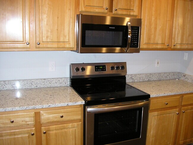 Foto del edificio - 954 Riverbend St