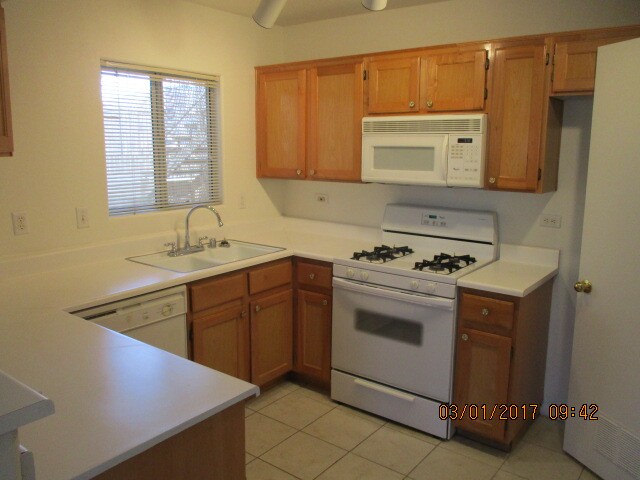 Foto del edificio - 4555 E Sahara Ave