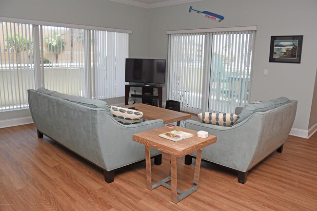 Foto del edificio - 1236 1st St N