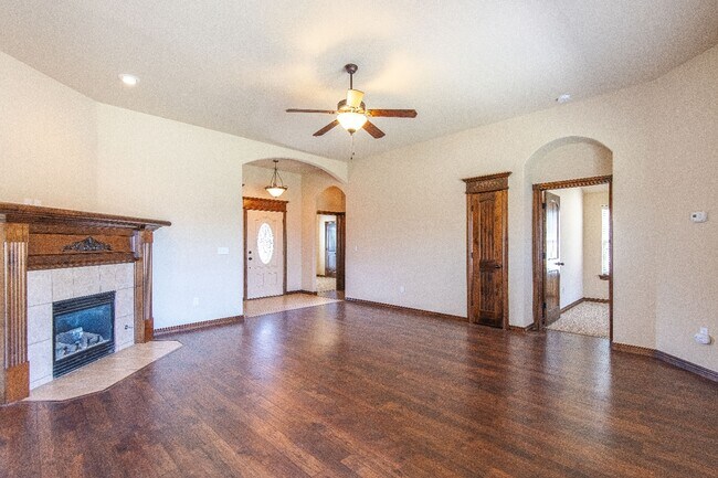 Foto del edificio - 12108 Chesterfield Ln