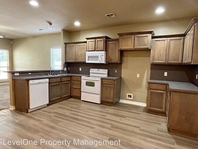 Building Photo - 3 br, 2 bath House - 6737 NW 125th Court