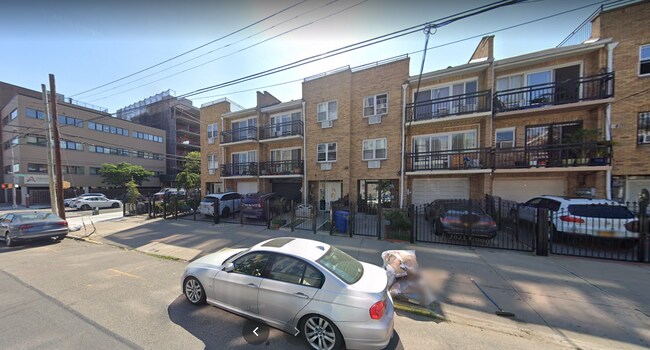 Building Photo - 3207 23rd St