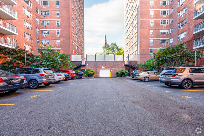 Foto del edificio - Berkeley Co-Op Towers