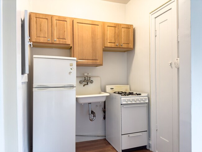 Foto del edificio - 2536 N Sawyer Ave