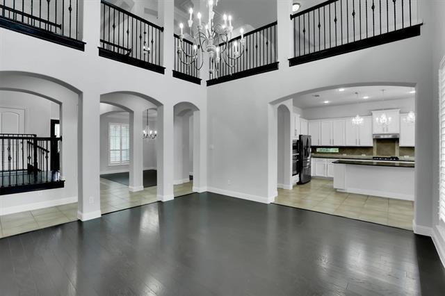 Building Photo - 410 Aylesbury Ct