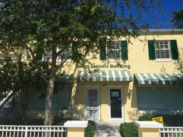 Primary Photo - 135 NW 5th Ave