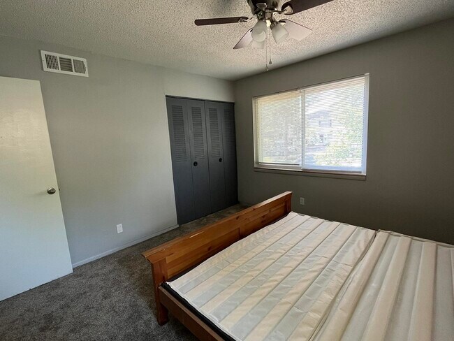 Master Bedroom - 9401 Reeder Ave