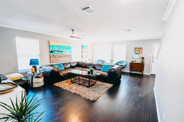 Building Photo - 1433 Sun Breeze Dr