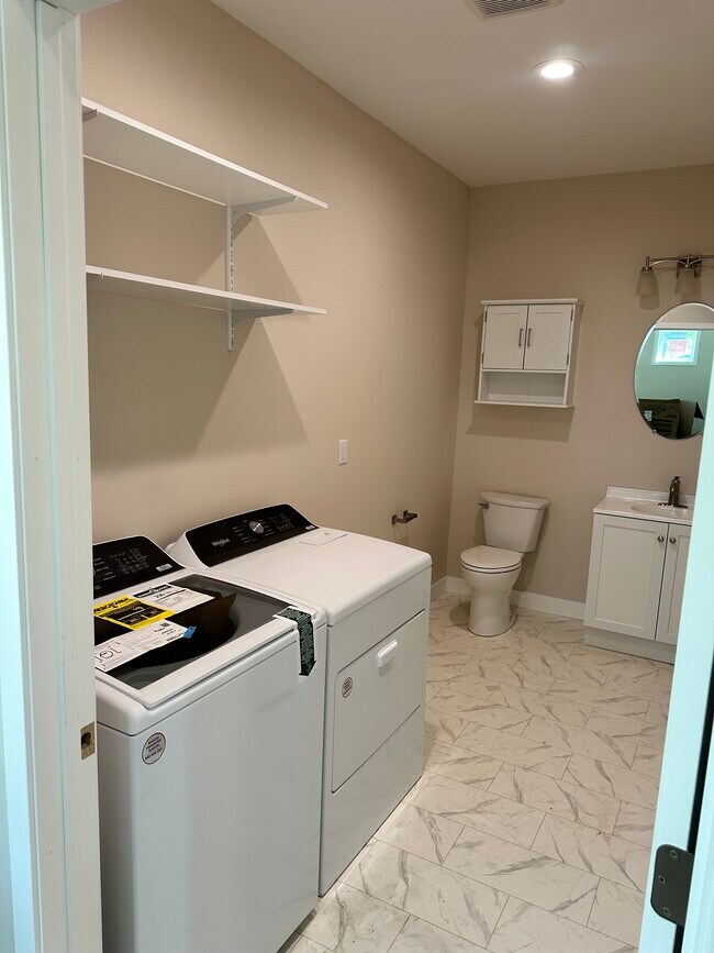 Foto del edificio - 2018 Maple St