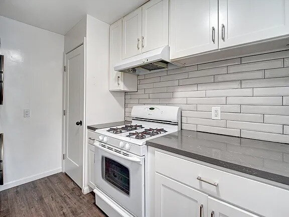Foto del edificio - Now Available for Immediate Move-In