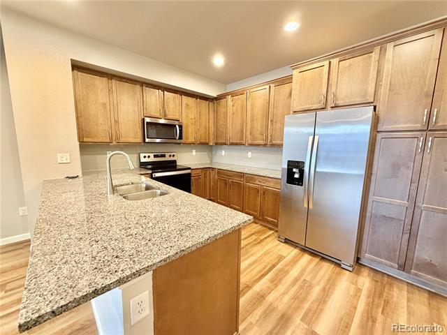 Building Photo - 6831 Bethany Dr