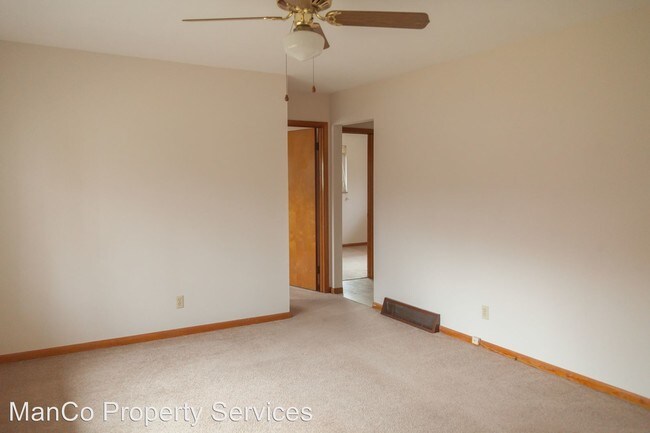 Foto del edificio - 4573 E 4th St