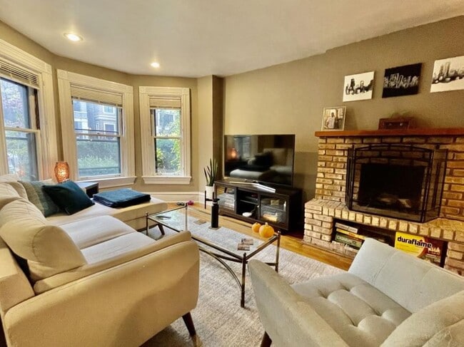 Foto del edificio - 2 bedroom in Chicago IL 60614