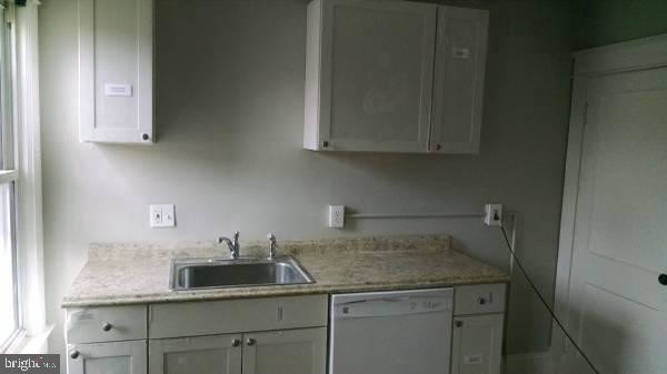 Foto del edificio - 331 N Pleasant Valley Rd