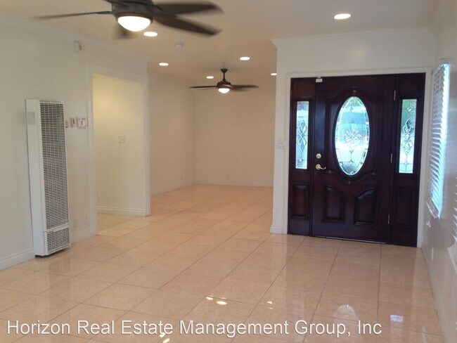 Foto del edificio - 617 E Buckthorn St