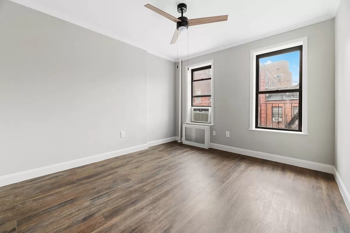 Foto del edificio - 231 East 4th Street