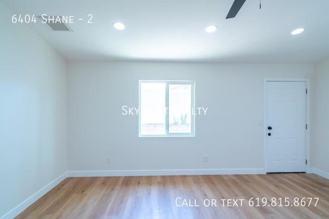 Foto del edificio - 6404 Shane-2