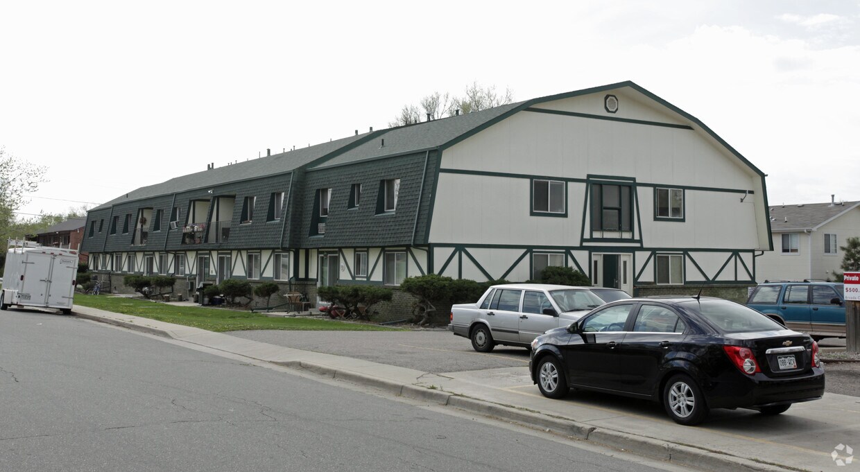 Rosewood Terrace Apartments - Olde Town Terrace Apartments