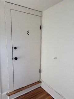 Entrada - 7 Tamarack Hill Dr