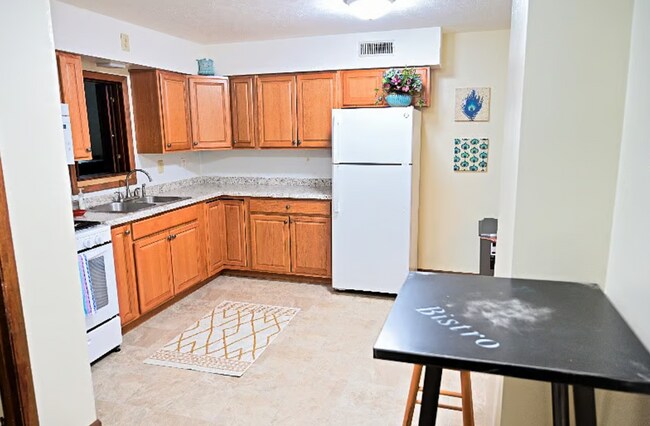 Foto del edificio - 4103 Davis Ave