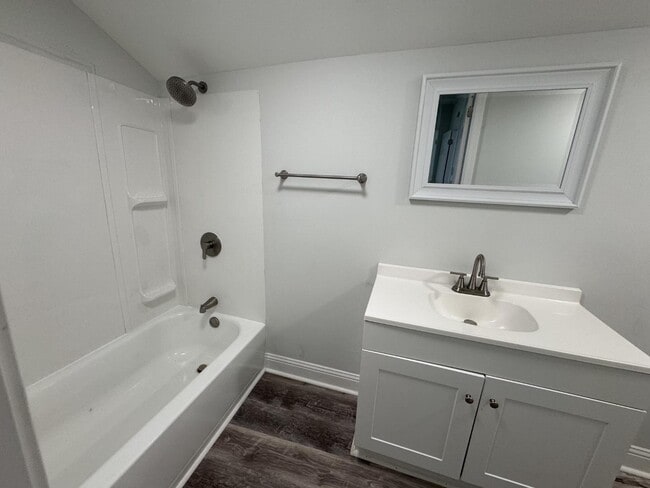 Photo - 919 Randolph St House