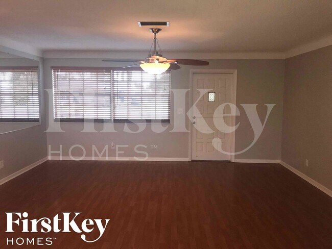 Foto del edificio - 4251 SW 20th St